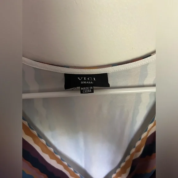 small multi color vici dress! - Picture 3 of 3